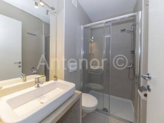 Apartman na moru, Prodaja, Povljana, Povljana