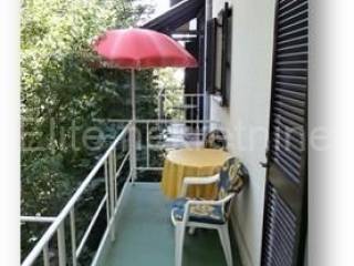 Stan u zgradi, Najam, Opatija - Okolica, Ika