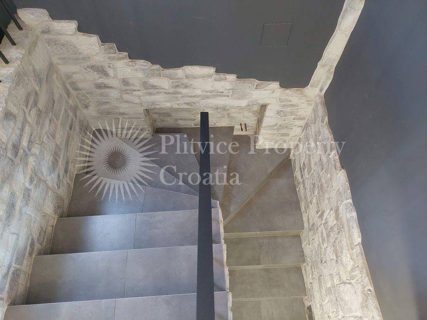 Obiteljska kuća, Prodaja, Samobor - Okolica, Molvice