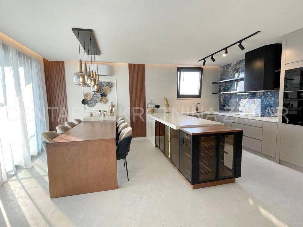 Stan u urbanoj vili, Prodaja, Zadar - Okolica, Kožino