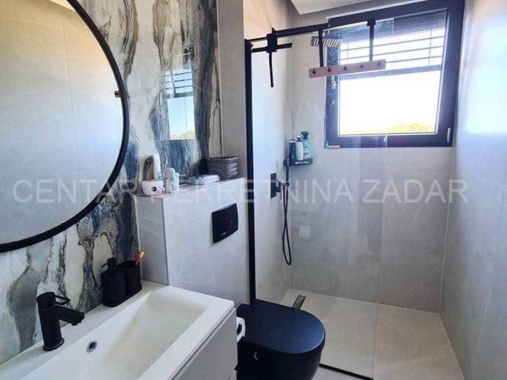 Stan u urbanoj vili, Prodaja, Zadar - Okolica, Kožino
