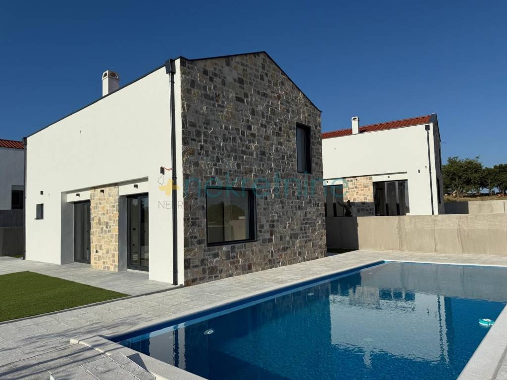 Samostojeća kuća, Prodaja, Poličnik, Visočane