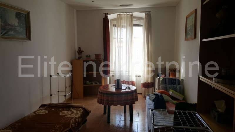 Stan u zgradi, Najam, Rijeka, Centar