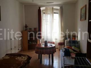 Stan u zgradi, Najam, Rijeka, Centar