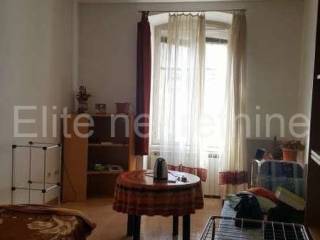 Stan u zgradi, Najam, Rijeka, Centar