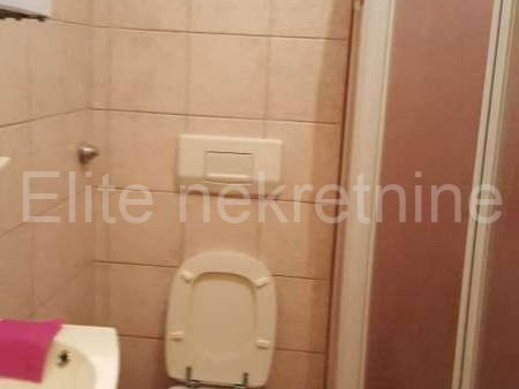Stan u zgradi, Najam, Rijeka, Centar