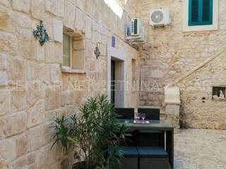 Stan u višeetažnoj kući, Prodaja, Privlaka, Privlaka