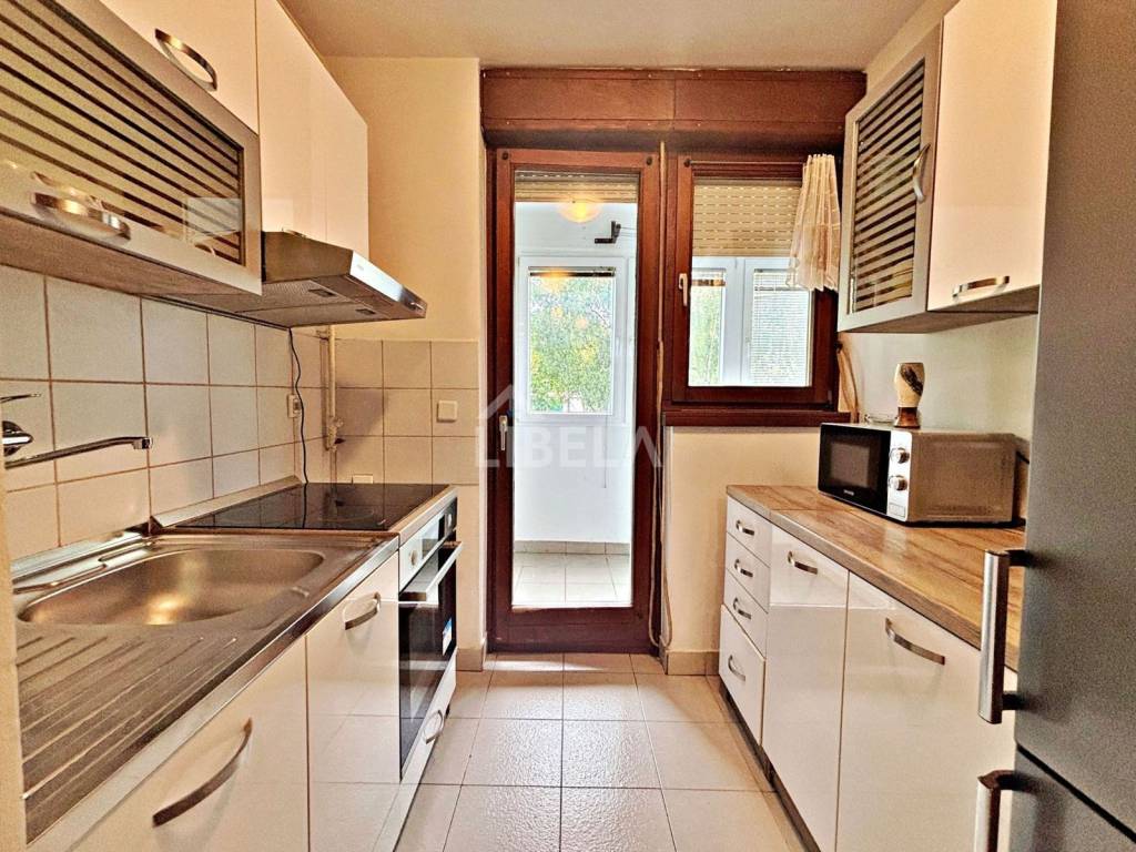 Stan u zgradi, Najam, Zagreb, Pešćenica - Žitnjak