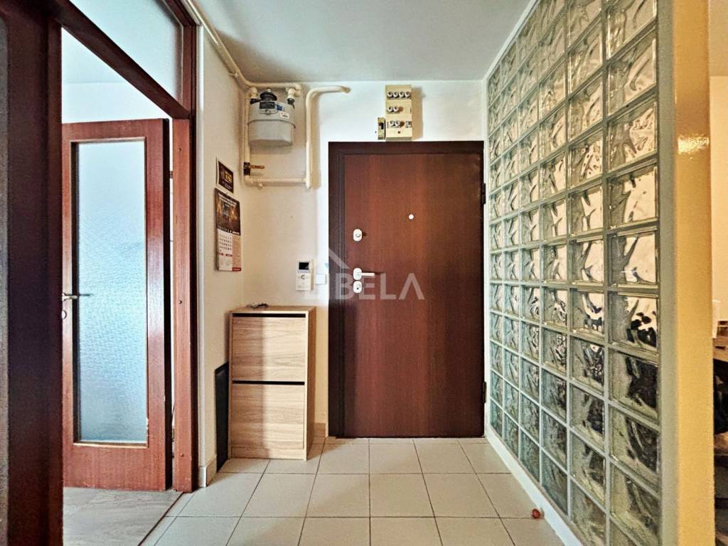 Stan u zgradi, Najam, Zagreb, Pešćenica - Žitnjak