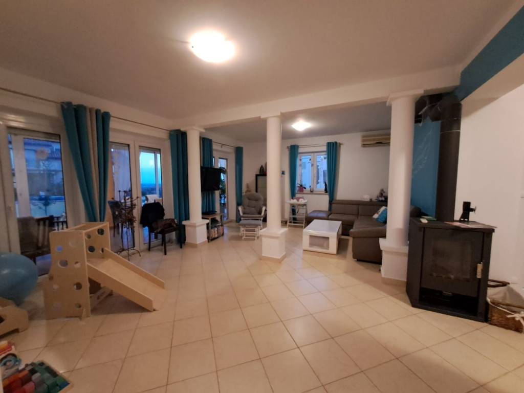 Obiteljska kuća, Prodaja, Kaštelir-Labinci, Kaštelir