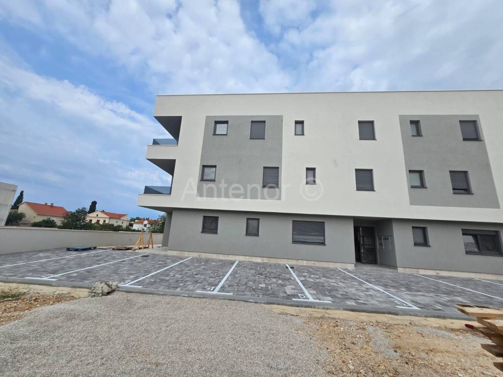 Apartman s okućnicom, Prodaja, Privlaka, Privlaka