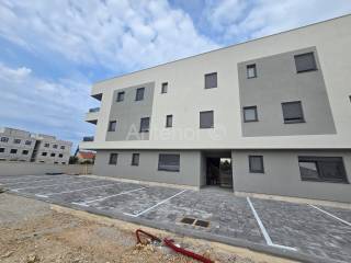 Apartman s okućnicom, Prodaja, Privlaka, Privlaka