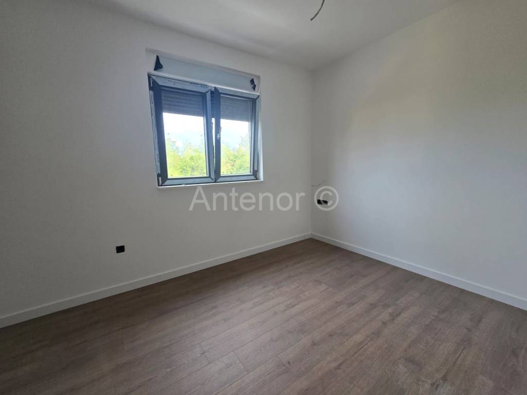 Apartman s okućnicom, Prodaja, Privlaka, Privlaka