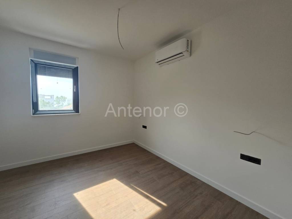 Apartman s okućnicom, Prodaja, Privlaka, Privlaka