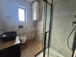 Apartman s okućnicom, Prodaja, Privlaka, Privlaka