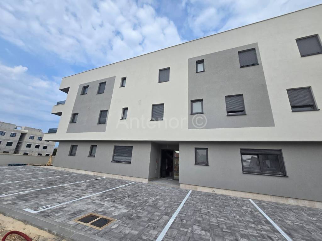Apartman s okućnicom, Prodaja, Privlaka, Privlaka