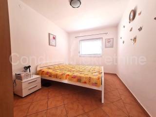 Apartman na moru, Prodaja, Vir, Vir