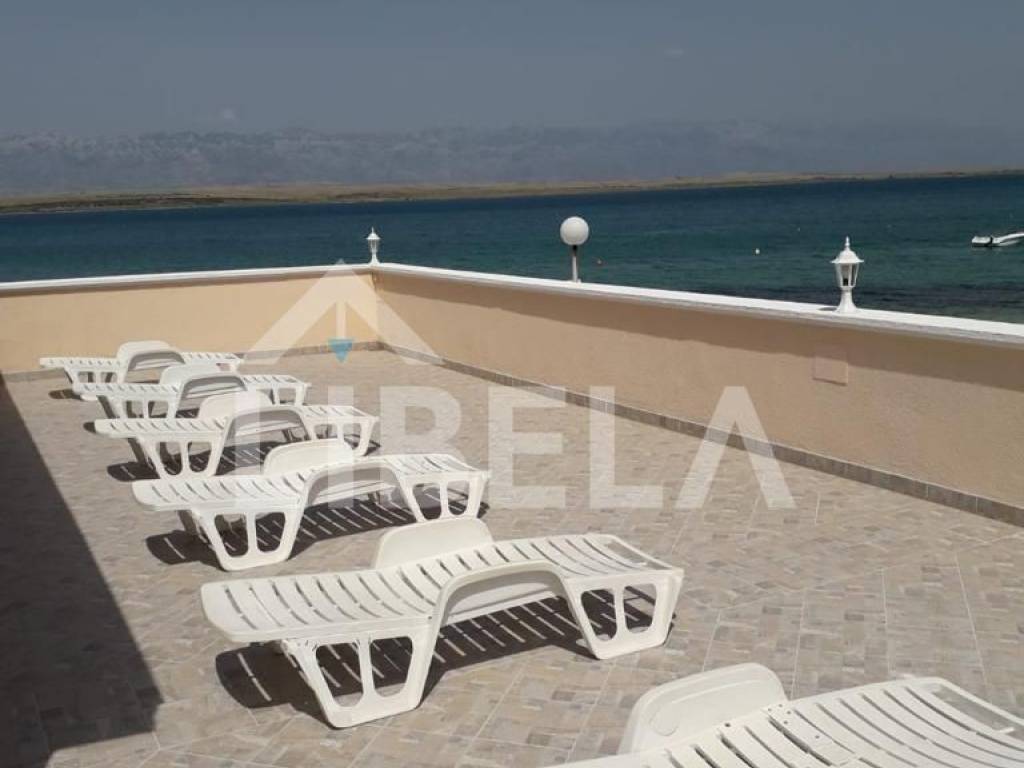 Apartmanska kuća, Prodaja, Vir, Vir