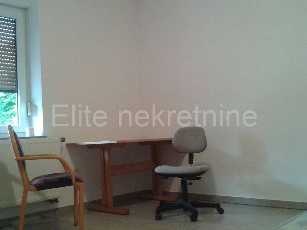 Stan u zgradi, Najam, Rijeka, Zapad