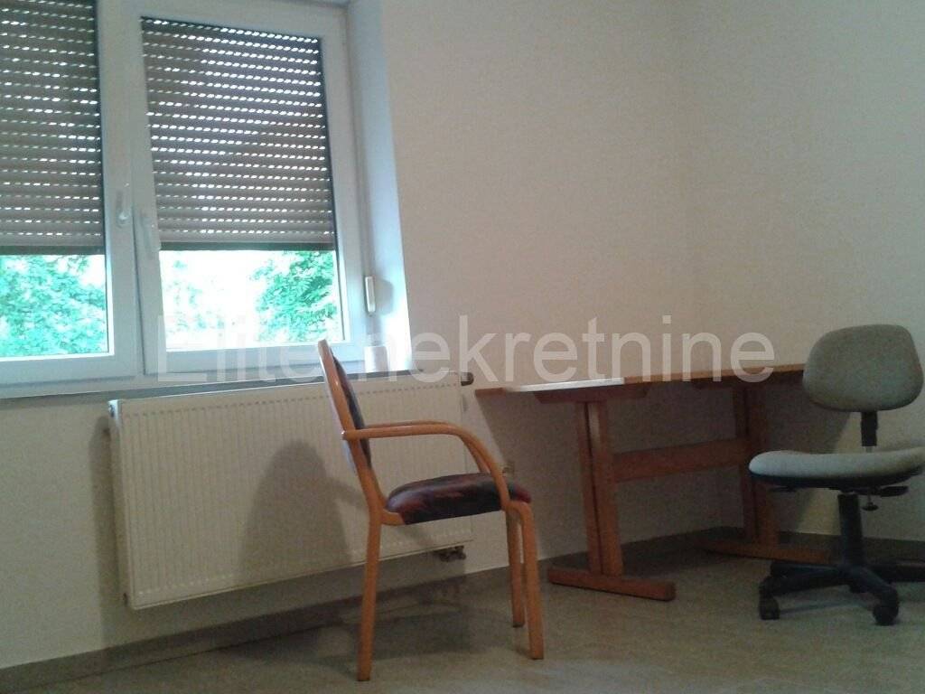 Stan u zgradi, Najam, Rijeka, Zapad