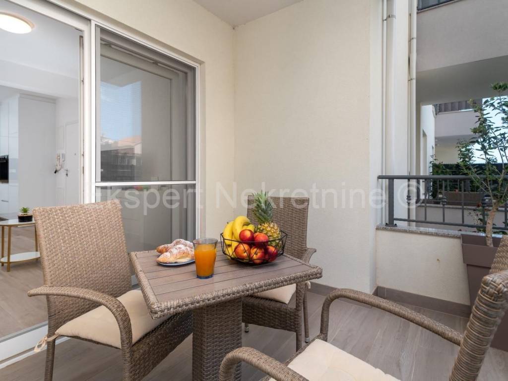 Stan u novogradnji, Najam, Trogir, Trogir
