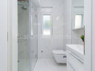 Stan u novogradnji, Najam, Trogir, Trogir