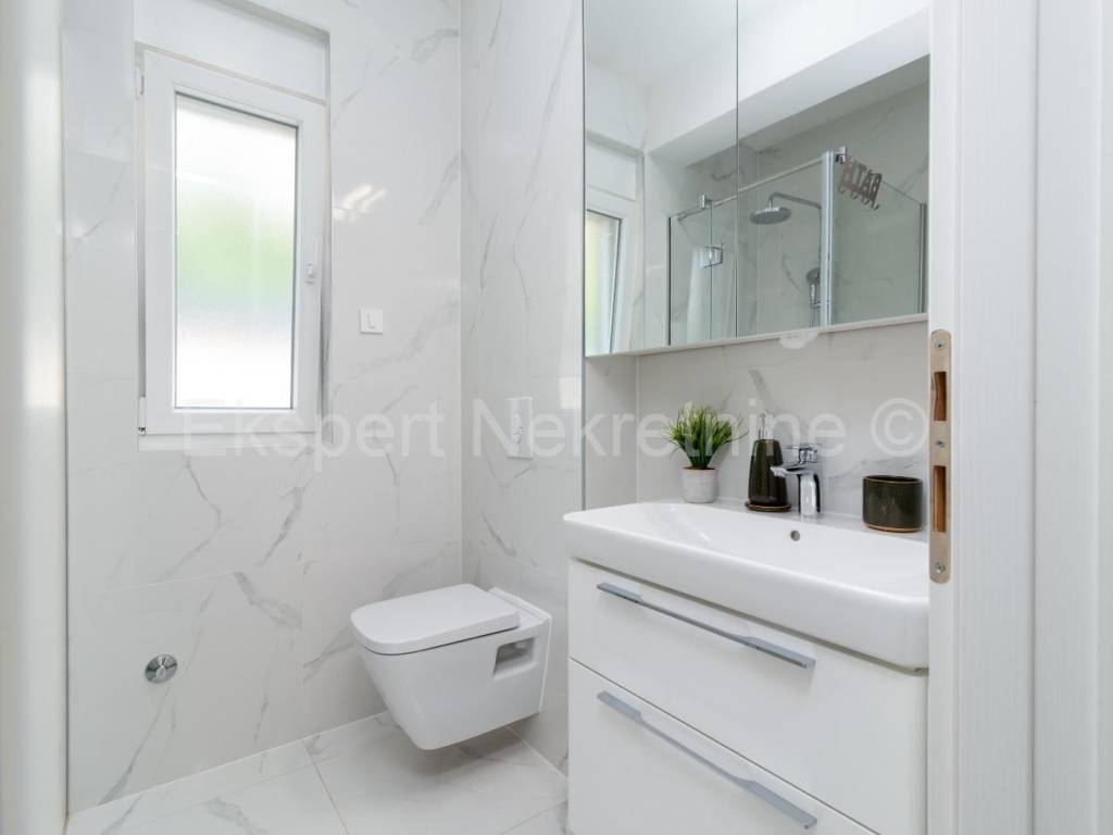 Stan u novogradnji, Najam, Trogir, Trogir