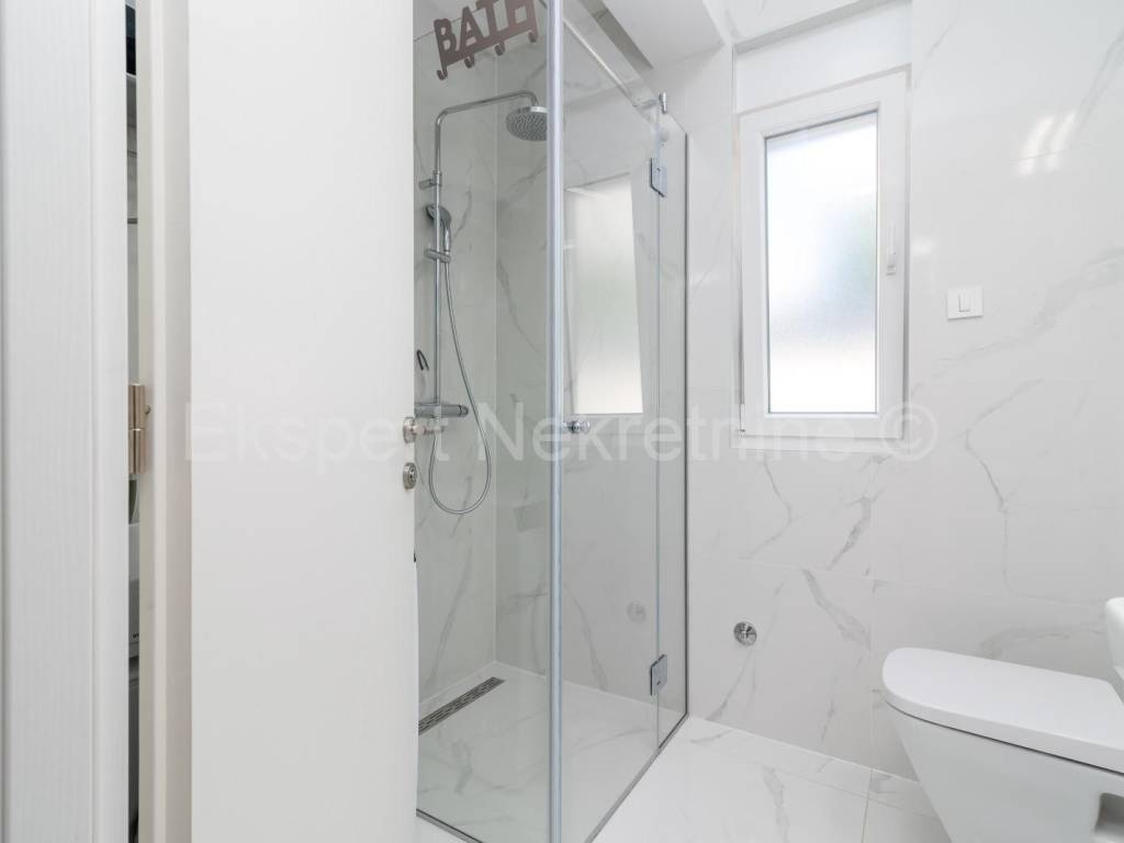 Stan u novogradnji, Najam, Trogir, Trogir