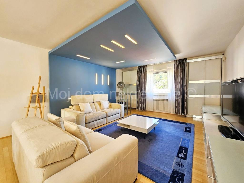 Stan u zgradi, Najam, Zagreb, Gornji Grad - Medveščak