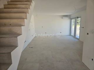 Kuća u nizu, Prodaja, Vrsi, Mulo