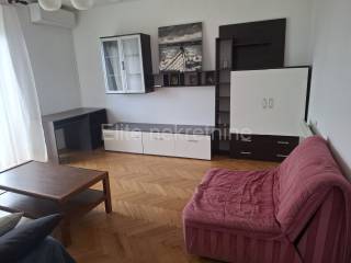 Stan u zgradi, Najam, Rijeka, Zapad