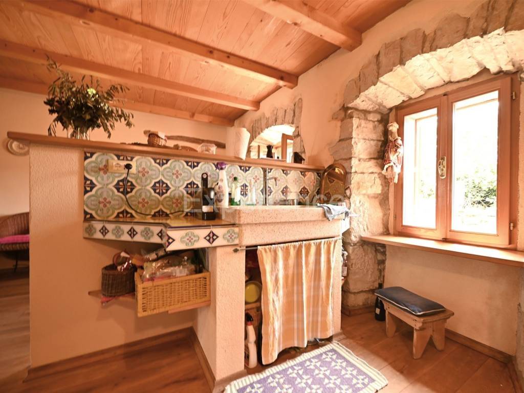 Kamena kuća, Prodaja, Lupoglav, Boljun