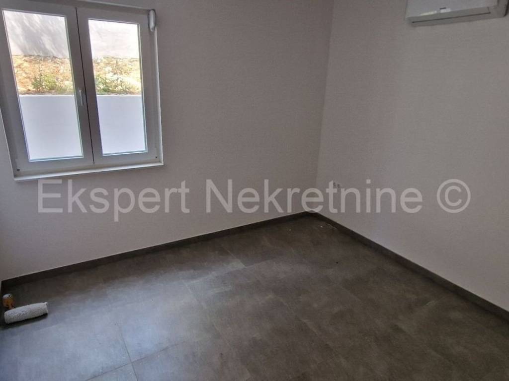 Stan u novogradnji, Prodaja, Okrug, Okrug Gornji