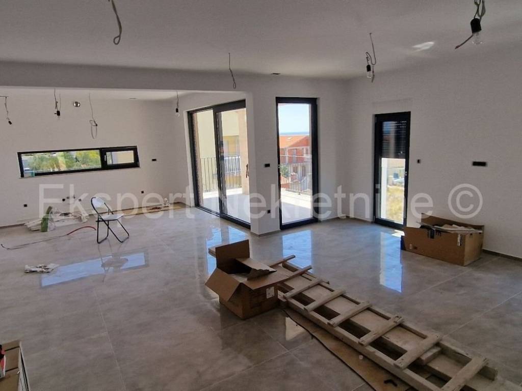 Apartmanska kuća, Prodaja, Rogoznica, Rogoznica