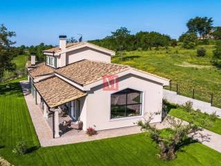 Luksuzna kuca, Prodaja, Grožnjan, Bijele Zemlje