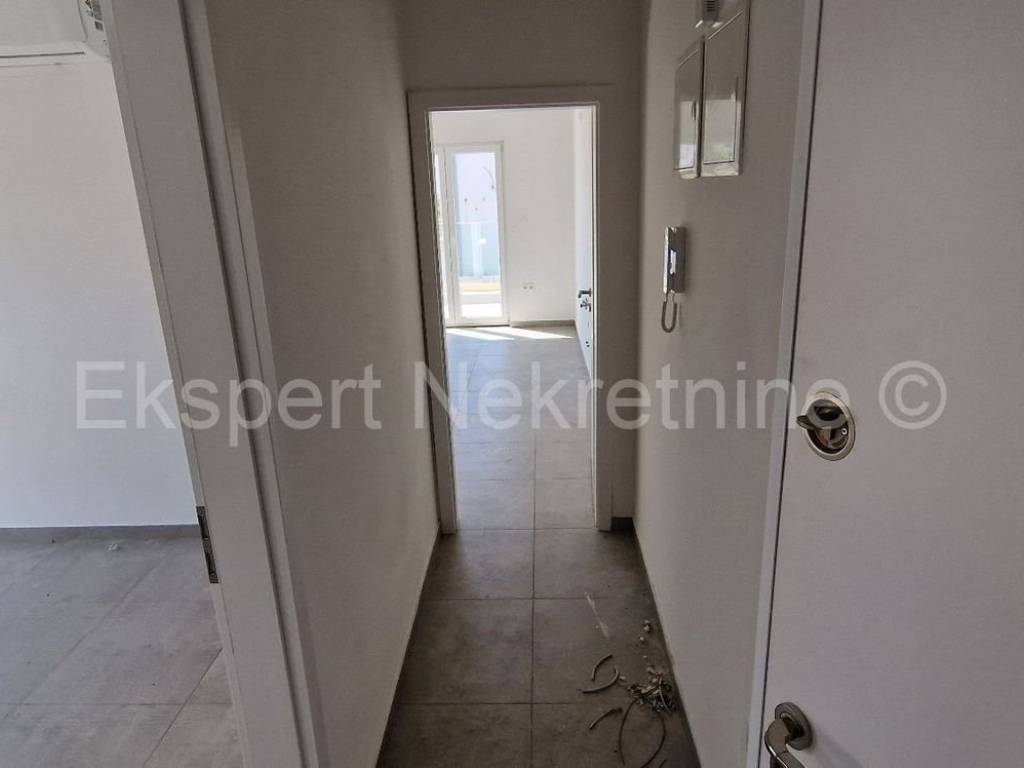Stan u novogradnji, Prodaja, Okrug, Okrug Gornji