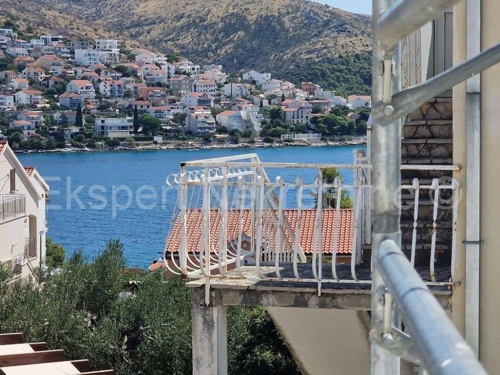 Stan u novogradnji, Prodaja, Okrug, Okrug Gornji