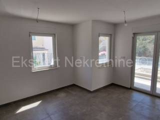 Stan u novogradnji, Prodaja, Okrug, Okrug Gornji