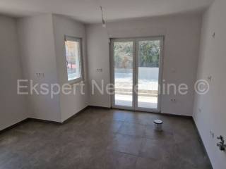 Stan u novogradnji, Prodaja, Okrug, Okrug Gornji