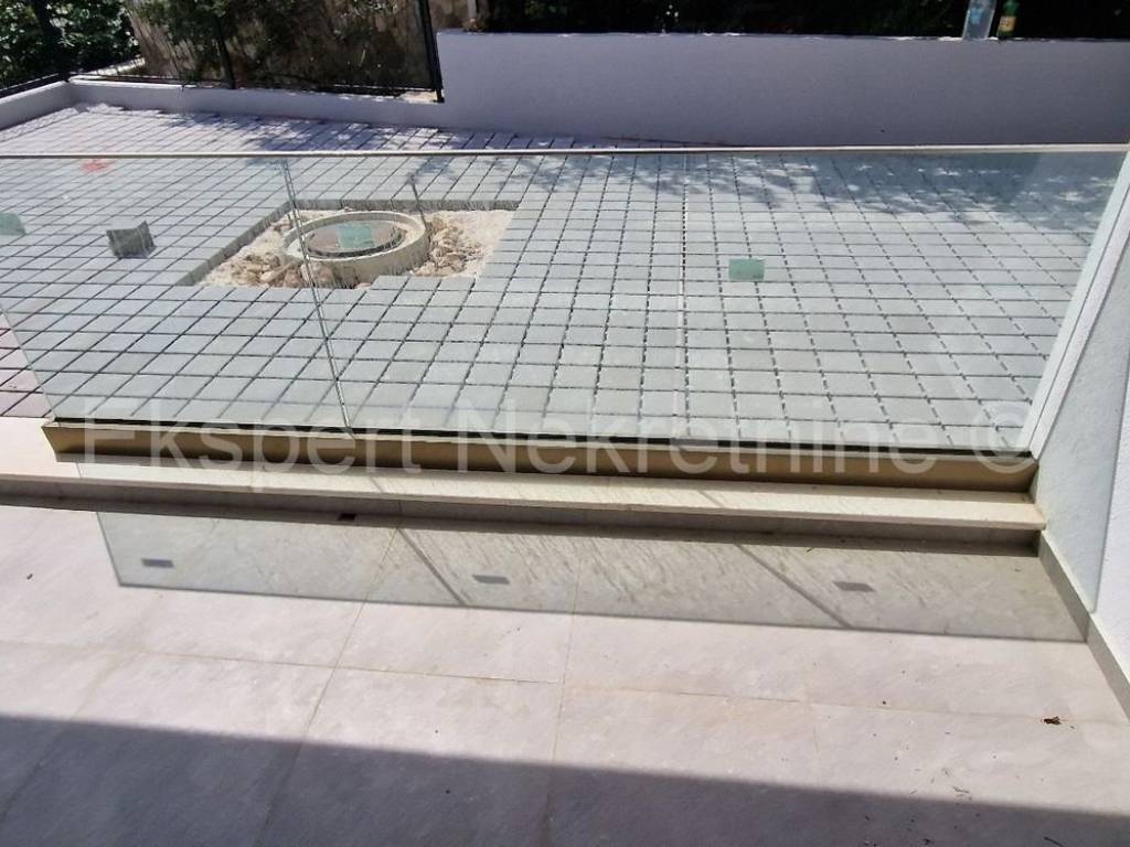 Stan u novogradnji, Prodaja, Okrug, Okrug Gornji