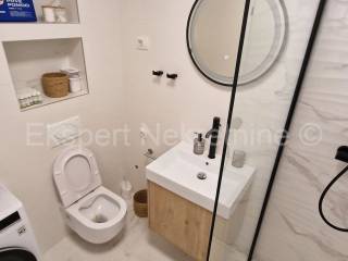 Stan u zgradi, Najam, Trogir, Trogir