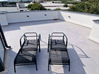 Stan u zgradi, Najam, Trogir, Trogir