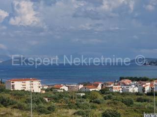 Stan u zgradi, Najam, Trogir, Trogir