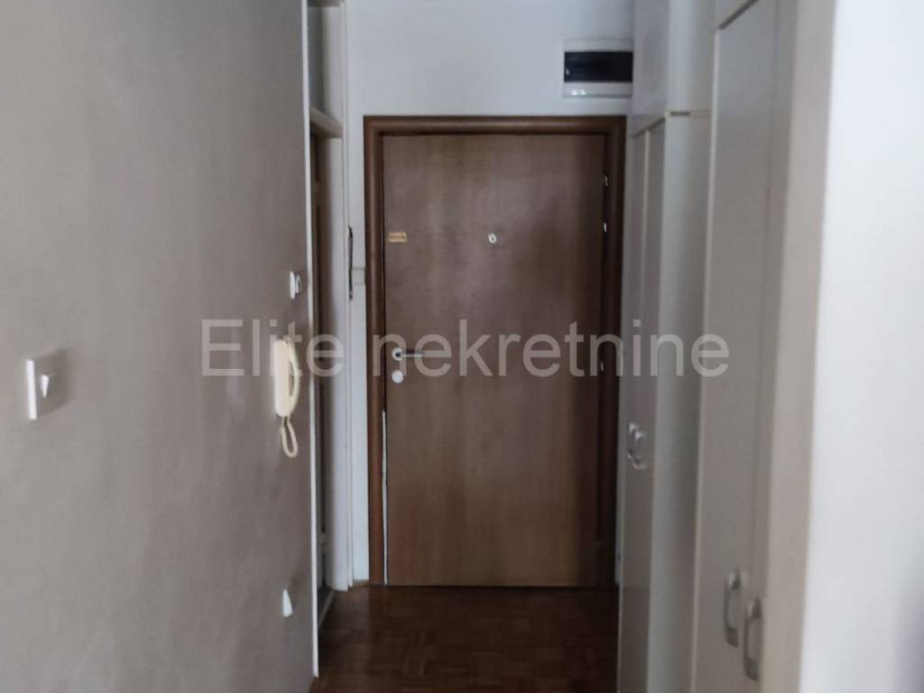 Stan u zgradi, Prodaja, Rijeka, Istok