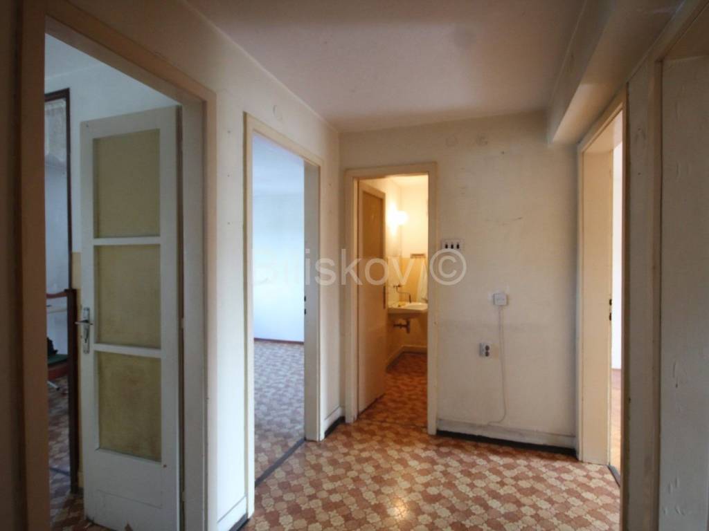 Stan u zgradi, Prodaja, Solin, Centar