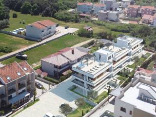 Apartman na moru, Prodaja, Nin, Zaton