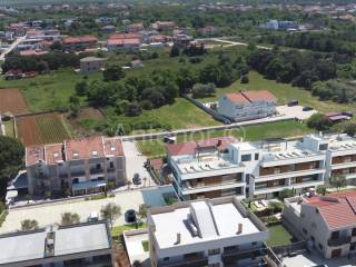 Apartman na moru, Prodaja, Nin, Zaton