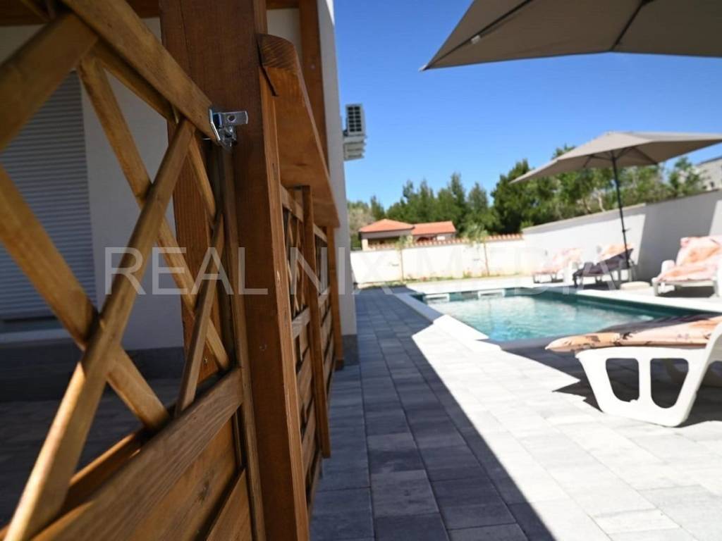 Dvojna kuća, Prodaja, Vir, Vir