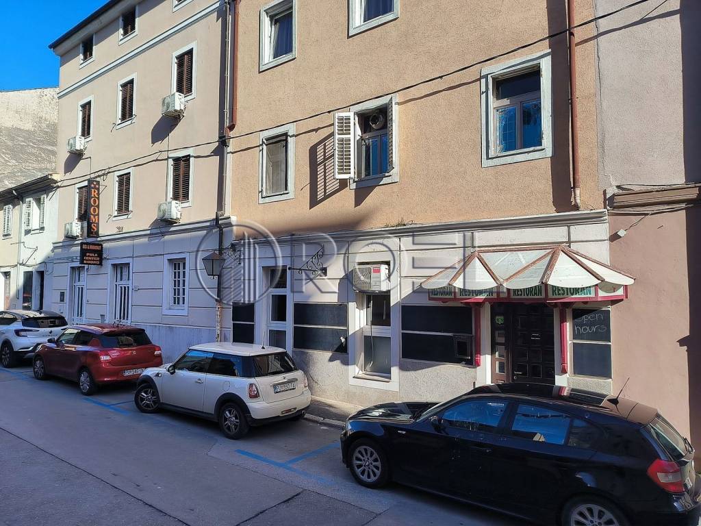 Stambeno poslovni objekt, Prodaja, Pula, Pula