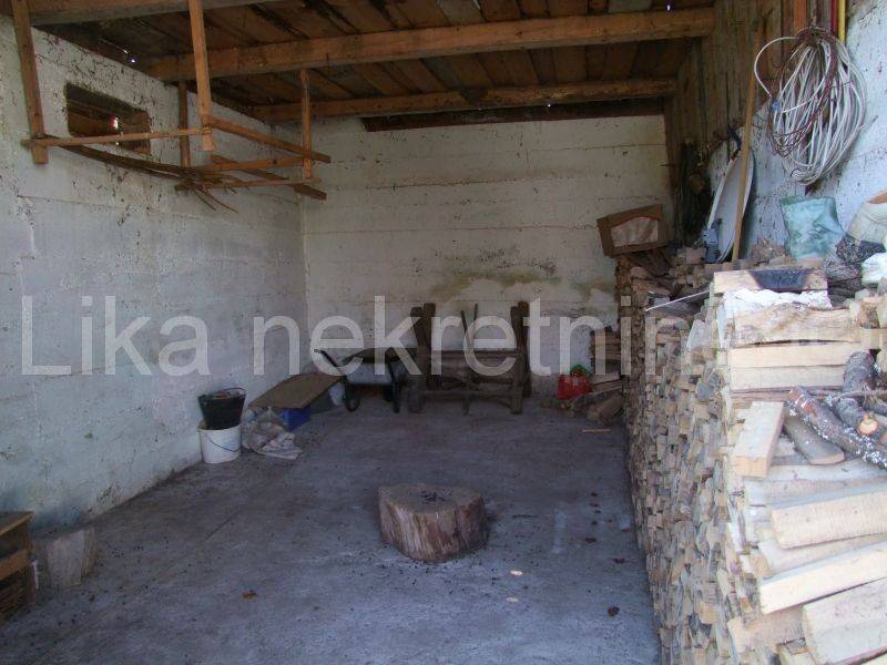 Seosko imanje , Prodaja, Vrhovine, Gornje Vrhovine